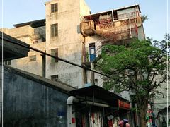 -陈氏老字号十三小炸炸店