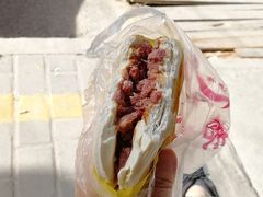 特色腊牛肉夹馍-老马家马蓉蛋菜夹馍·腊牛肉夹馍(回民街店)