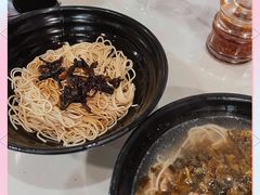 -老地方面馆(思南路店)