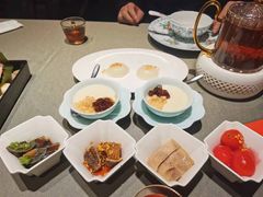 -小厨娘绣中淮扬(总统府大行宫店)