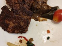 -亮马河饭店翠雅咖啡厅