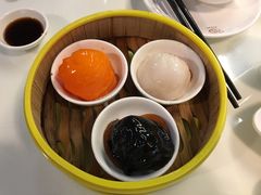 -新大咀港式茶餐厅(宝山万达店)