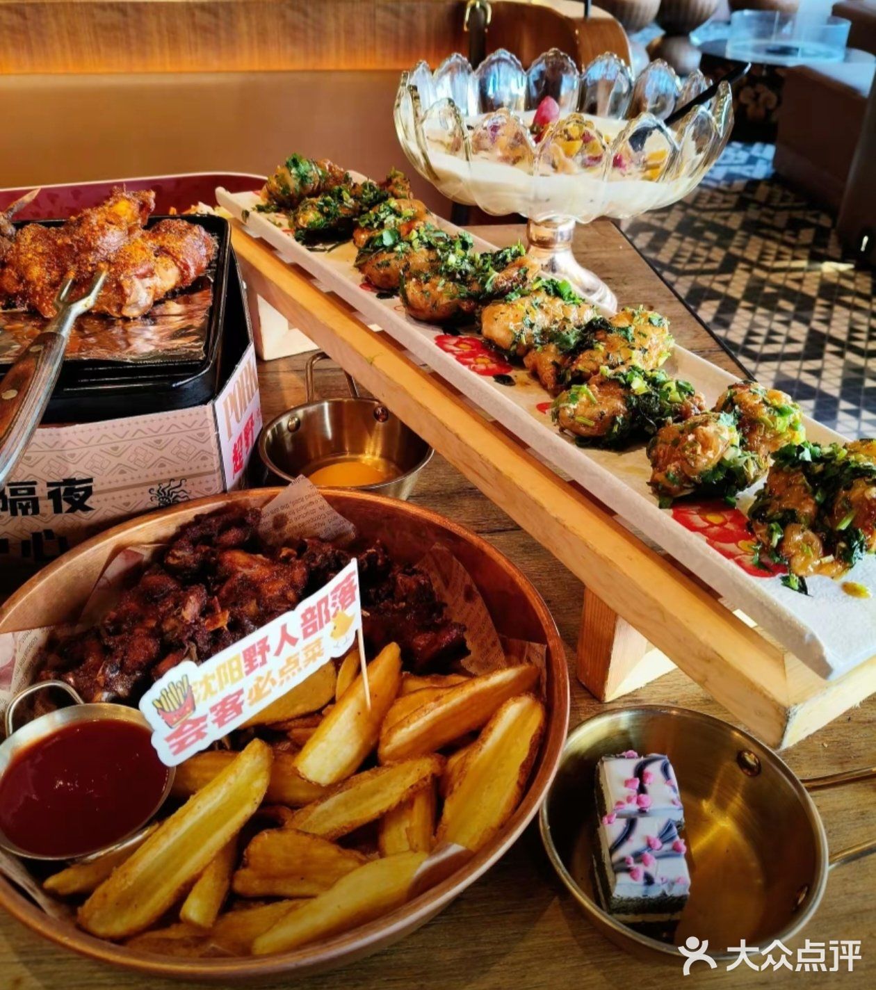在这里，美食与友情共存