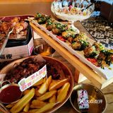在这里，美食与友情共存