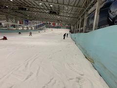 -乔波室内滑雪场