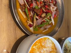 -严记小天府酸菜鱼(西四路店)