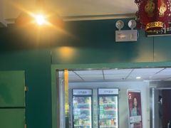 -荒岛实景沉浸密室(江汉路1店)