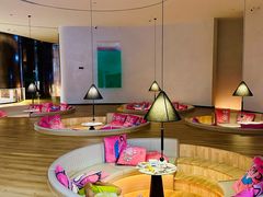 -涨巢·潮玩水疗局