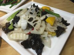 -宏记广东客家菜(丰汇店)