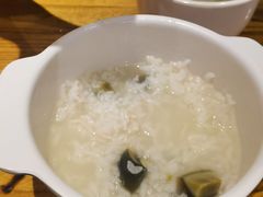 皮蛋瘦肉粥-小城粥道·海胆鲜虾粥(解放广场店)