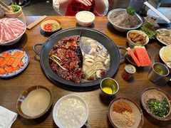 -萍姐火锅·公路夜市(武汉首店)