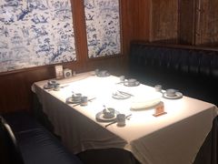 包厢-八府香鸭·啫啫煲(华山路店)