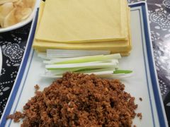 勾魂小媳妇-八两八金·莱芜特色炒鸡(市南漳浦路店)