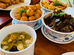 -炉小二铜锅牛蛙•川湘菜(三里屯店)