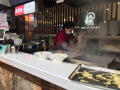 -钟方模白家肥肠粉(春熙店)