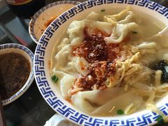 -笑来喜馄饨小笼工坊店(湖滨街店)