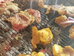 -围炉肉舍•炭烤活鳗•丹东海鲜烤肉(步行街店)