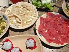 -渝大狮毛肚老火锅(解放碑店)