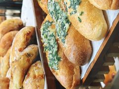 -CARINO BAKERY&CAFE(人广来福士店)