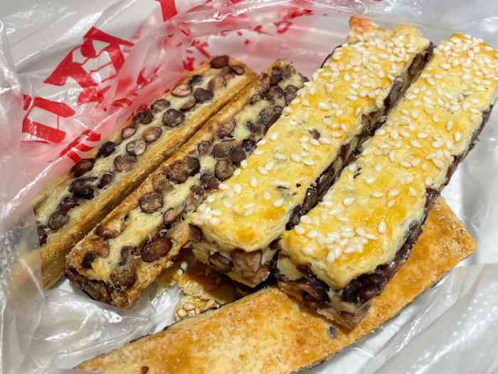 泰国红豆酥(胭脂路店)-"去粮道街吃东西 朋友就想来吃这家红豆酥 .