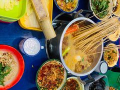 冒椒火辣脑花-马路边边麻辣烫联盟路店