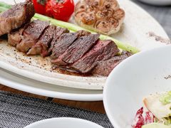 -MONICH牛排融合餐厅(和义大道购物中心店)