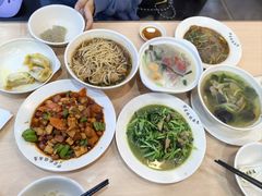 香菇炒青菜-蒋家桥饺面店(东关街店)