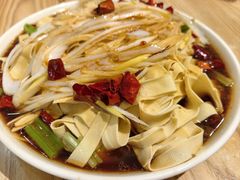 葱油豆腐皮-方城小吃店