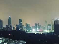 -武汉境自在書店