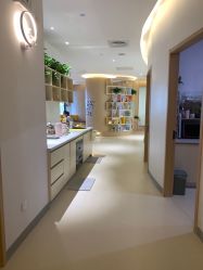 -慢脚印孕产中心(园区国金店)