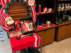 -星巴克(上海虹桥新天地二店)