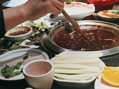 -周师兄大刀腰片火锅(洪崖洞旗舰店)