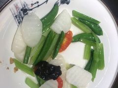 木耳炒山药-国人川菜(李家村建东街店)