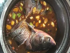-大鹅岛灶台鱼·铁锅炖(水库路店)