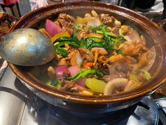 -胡须佬鸡煲四季火锅(海雅缤纷城店)