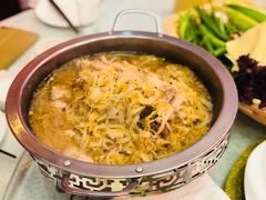 猪肉炖酸菜-老六杀猪菜(进乡街店)