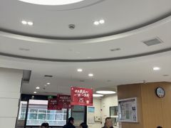 -雅悦齿科(顾村公园店)