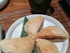 玫瑰鲜花饼-云海肴·汽锅鸡·云南菜(美罗城店)