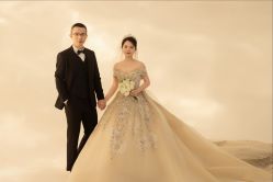 点击看大图 -挪娅婚纱摄影皇家会所