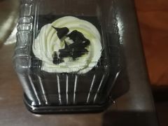 白脱巧克力蛋糕-红宝石·鲜奶小方·海派西点房(南丹店)
