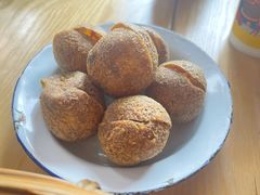 -包整·丝娃娃(一览甲秀楼风景店)