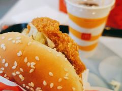 -麦当劳(金狮广场店)