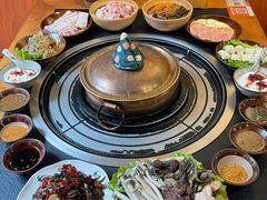 -阿山卓·野生菌火锅·纳西火塘烤肉