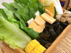 蔬菜拼盘-云渔堂蒸汽石锅鱼(万达店)