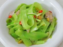 莴笋-忆乡情铁锅炖鱼饭店(延庆店)