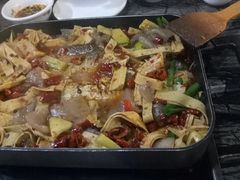 -瑞余烤鱼堂(鑫都国际店)