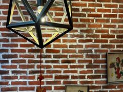 -香巴拉云南餐厅(华莱坞店)