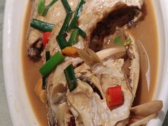 -谊荣海鲜大牌档(石湖店)