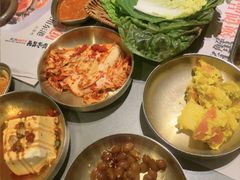 -草家酱蟹炭火烤肉店(珲春南路一店)