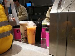 -喜茶(北京华贸购物中心店)